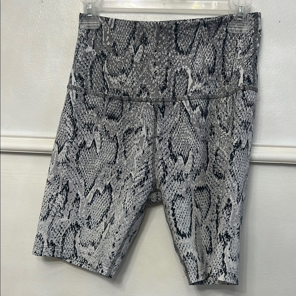 Beyond Yoga Gray Snake Print Bike Shorts